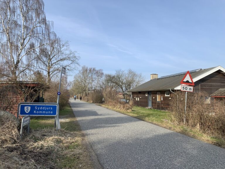 Der bor faktisk mennesker inden for vindmølleafstanden på 900 meter – nemlig i Syddjurs Kommune. (foto Birger Agergaard)