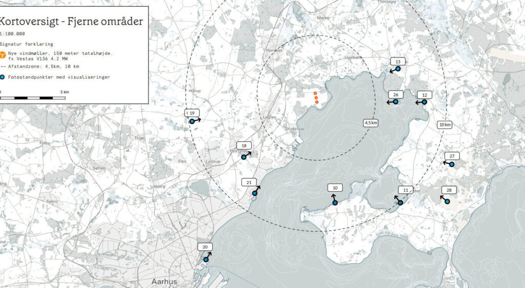 Ved en vindhastighed på 6 m/s må støjen ved boliger højst være 37 DbA (den blå streg). Stregen rammer akkurat et af husene i Havhuse – dvs. der er ingen ”buffer”. NRGi Renewables svarer alligevel, at afstandskravet er overholdt med stor margen (se næste artikel)