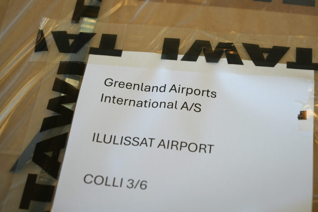 Tawi er for tiden, blandt meget andet, ved at levere løfteudstyr til de tre nye lufthavne i Grønland.