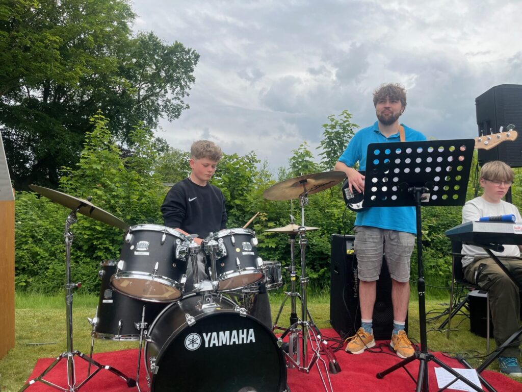 Gang i trommesættet