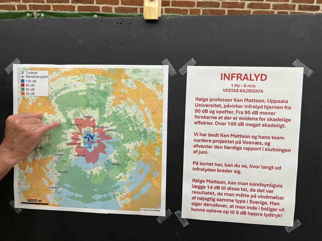 Jo tættere du kommer på Vosnæs (især blå og rød ring), jo mere udsat bliver man for lavfrekvent støj og infralyd. Det kom frem på borgermødet i sommer, og nu er den videnskabelige artikel om det fagfællebedømt og publiceret.