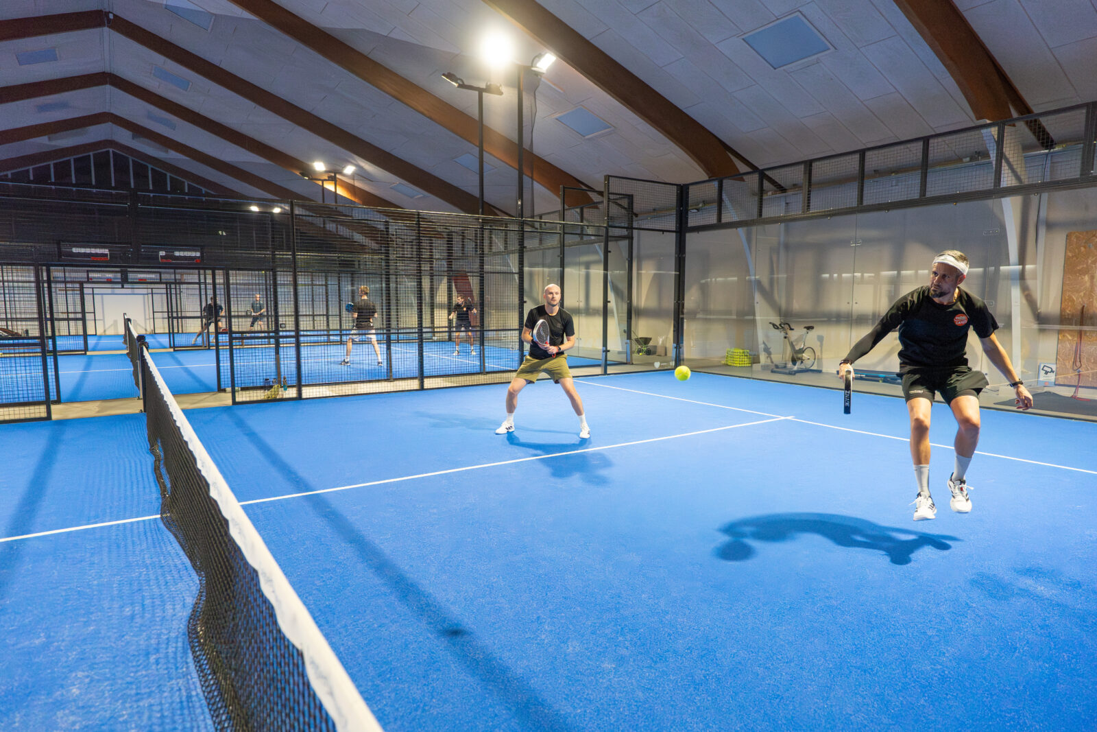 Padelland-holdet er opkaldt efter padle Land-banerne, der ligger i det tidligere byggemarked bag Siloetten