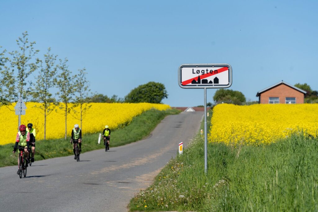 Området her skråner stejlt ned mod Løgten, og derfor skal en kommende vand- og naturpark også se på, hvordan man kan bremse regnvandet, inden det når Løgten.