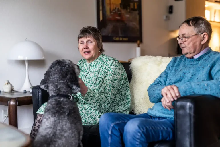 Anja og Bent med førerhunden Silver